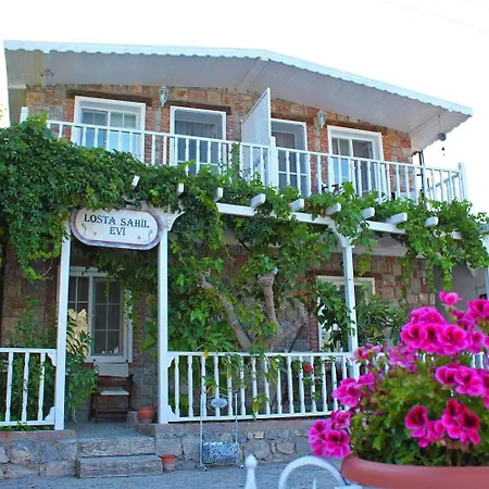 Losta Sahil Evi 2 Guest house *