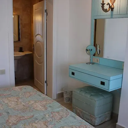 Losta Sahil Evi 2 4*